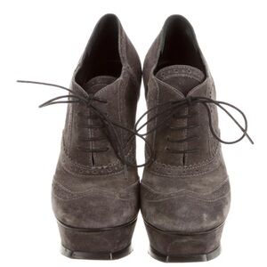 Yves Saint Laurent Charcoal Suede platform ankle boots / booties heels 37